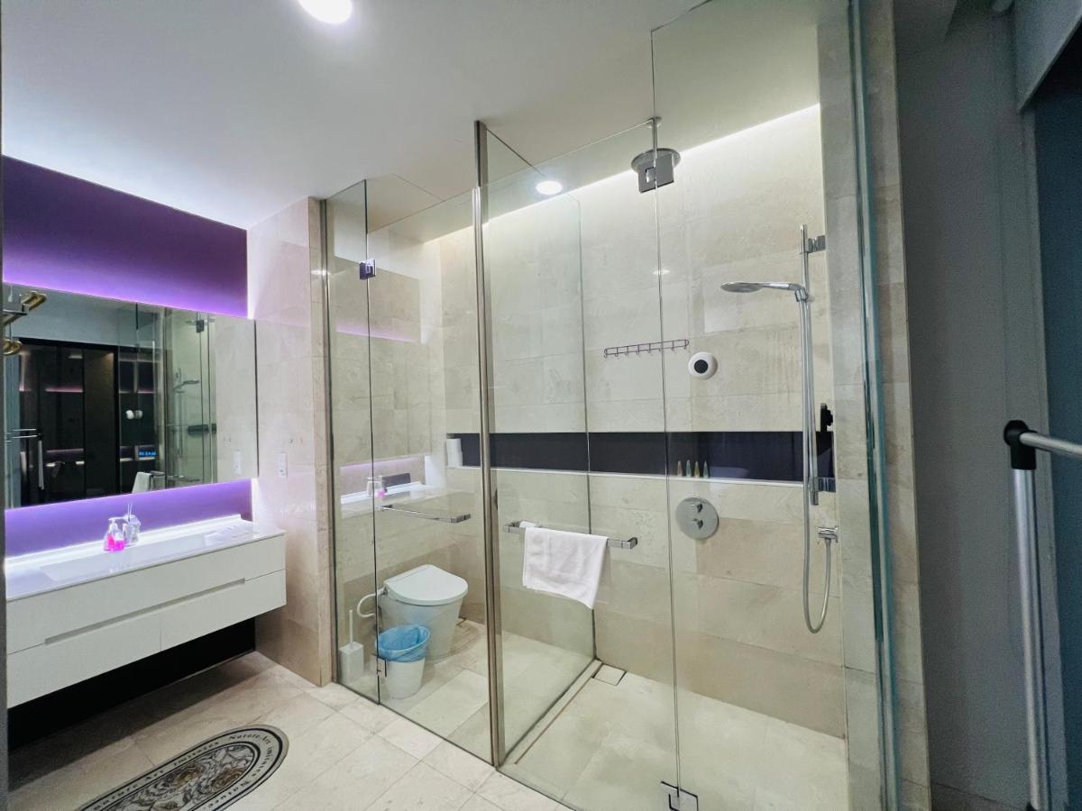 קואלה לומפור The Tropicana Serviced Suites Klcc מראה חיצוני תמונה
